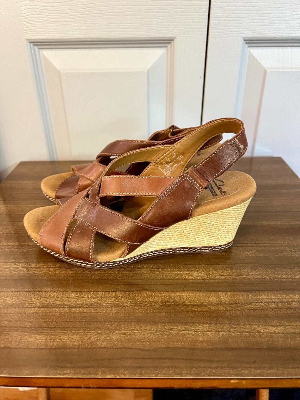 Clarks Collection Brown Leather Wedge Sandals Comfort Cushion - Size 7.5